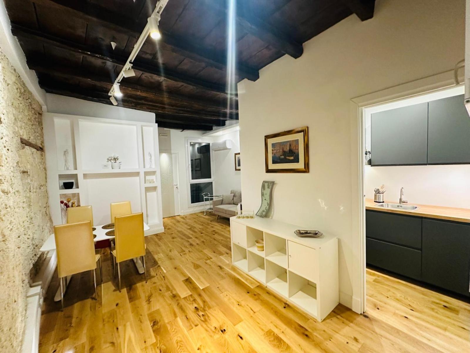 Antico Corso Charme Acomodação com café da manhã Cagliari Exterior foto