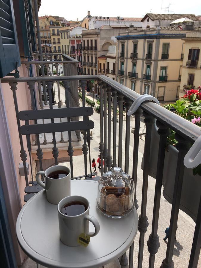 Antico Corso Charme Acomodação com café da manhã Cagliari Exterior foto